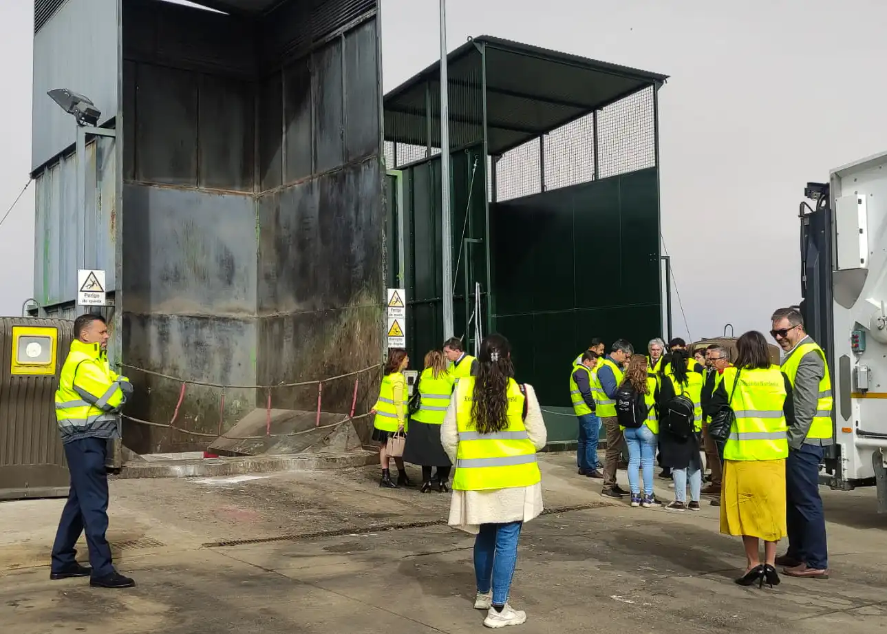 APRESENTAÇÃO PÚBLICA DO PROJETO-PILOTO “RECOLHA SELETIVA DE BIORRESÍDUOS” img